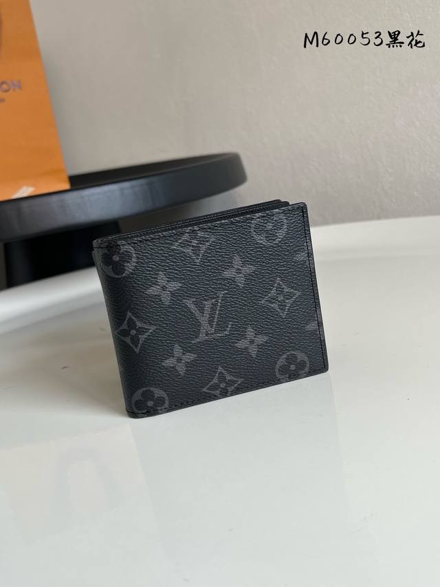 Factory Price P M60053 Black Flower! Amerigo Wallet This Amerigo wallet combines