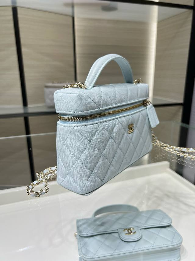 Chanel 25C new Lp chain handle cosmetic bag cowhide shoulder crossbody handbag s