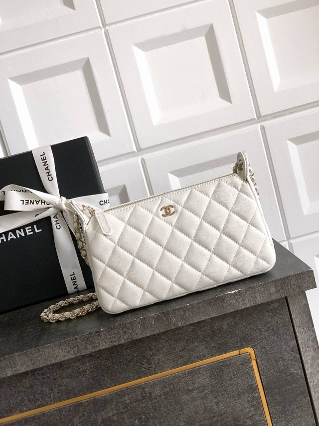White Ohanel 25B lychee cowhide leather, durable and value-preserving, this is a