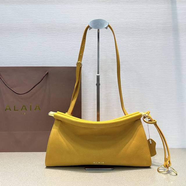 Suede Turmeric | 2025 Fall/Winter New E Click Crossbody Bag from the Top-Grain S
