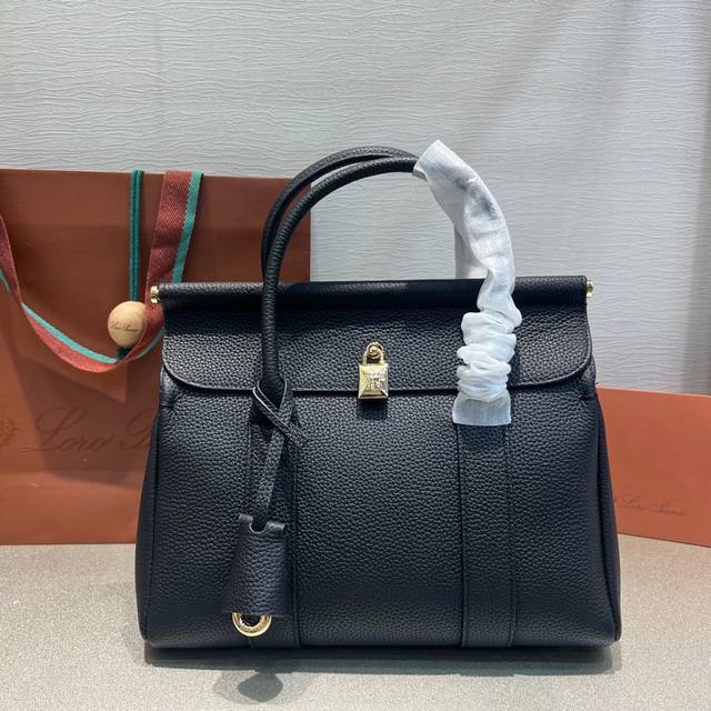 Small (Full Leather Black) The new Loro Piana tote bag inherits the traditional