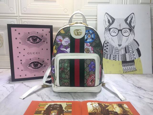 Vittorio Accornero first introduced the historic botanical motif, which is overl