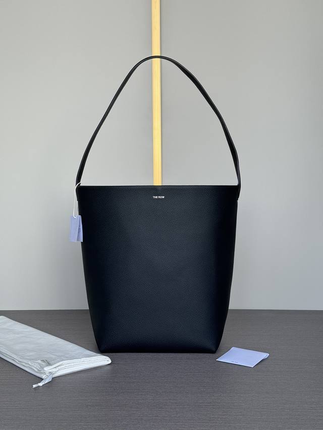 Special Price: Top-Quality Original The Row Classic Bucket Bag. This large black