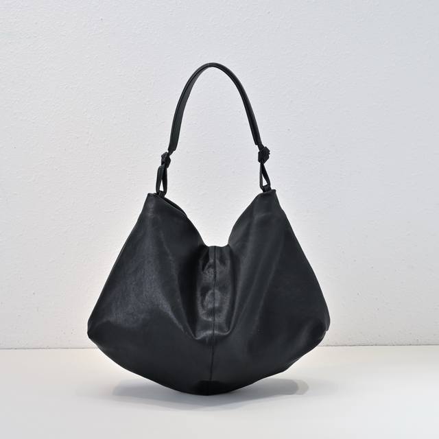 The Ro* new autumn and winter ultra-light underarm bag, the more you carry it, t