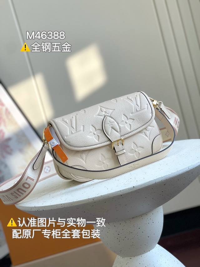 Diane Handbag Super Enhanced Edition Model: M46388 Leather: Italian A-grade leat