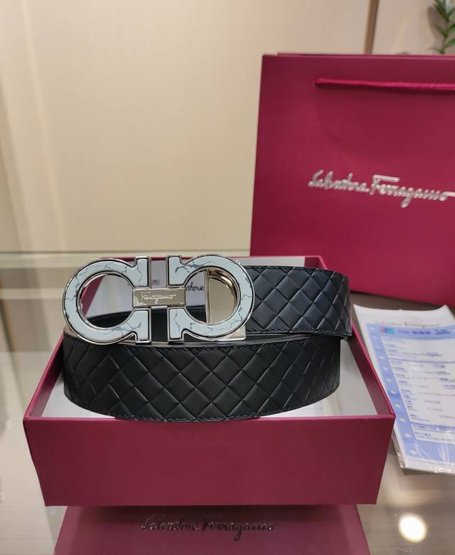 Ferragamo original single boutique, double-sided imported cowhide plaid series,