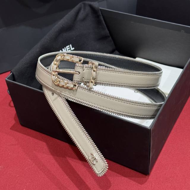 Chanel double-sided Italian imported first-layer calfskin, with vacuum electropl