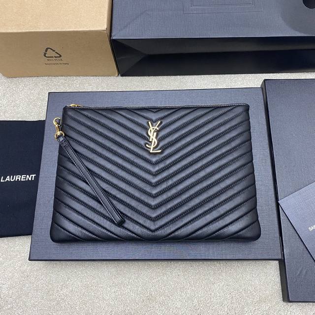 Black lambskin and gold Ysl Saint Laurent Paris new black classic clutch. Calfsk