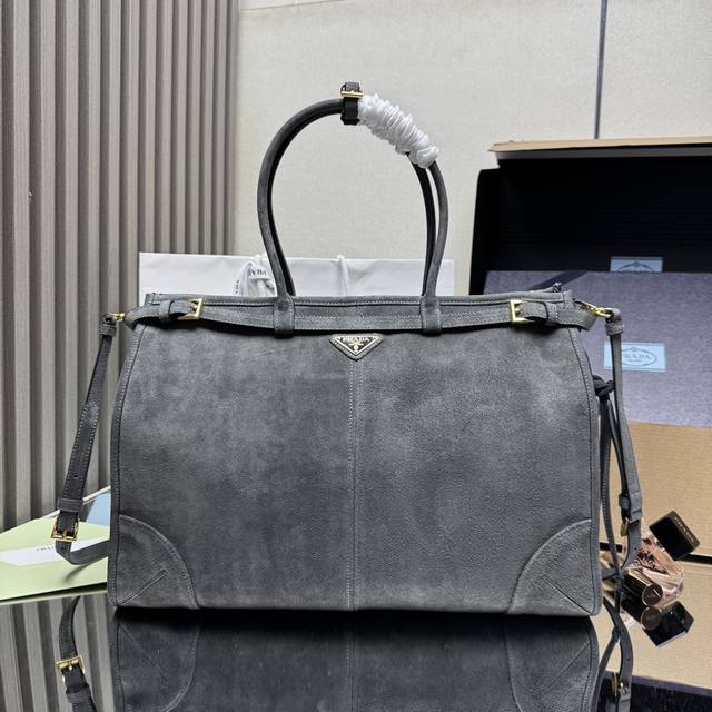 Premium Original 42cm Lussolf Nubuck Leather 1Ba439 Extra Large. This handbag an