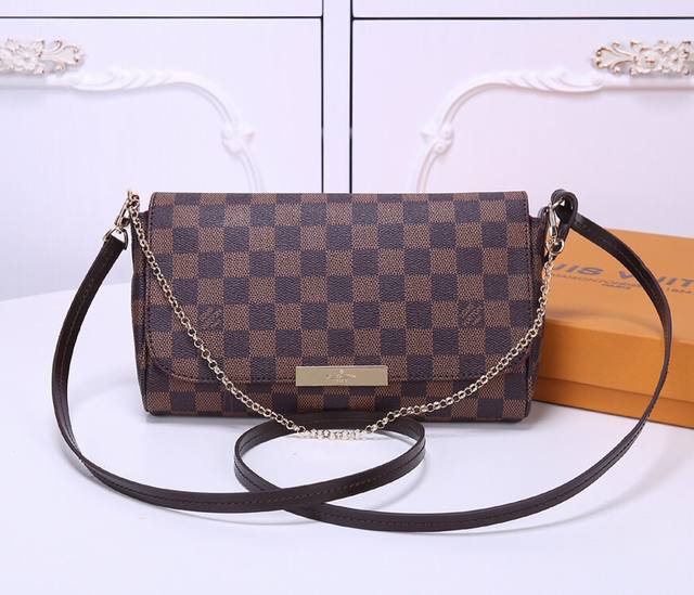 Specially Approved, Top-Quality Original. This medium Favorite bag is crafted fr