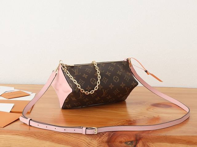 The Bloom Pouch, a premium, enhanced version of the original, chip-enhanced Bloo