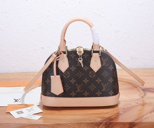 This authentic, enhanced version of the captivating Alma Bb bag, a classic Louis
