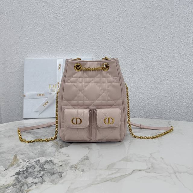 Top-grade original 3375 Sakura Pink This Dior Caro Multicarry backpack is a new