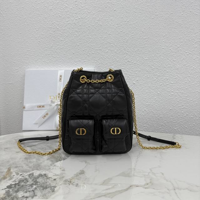 Top quality original 3375 Gram color This Dior Caro Multicarry backpack is a new