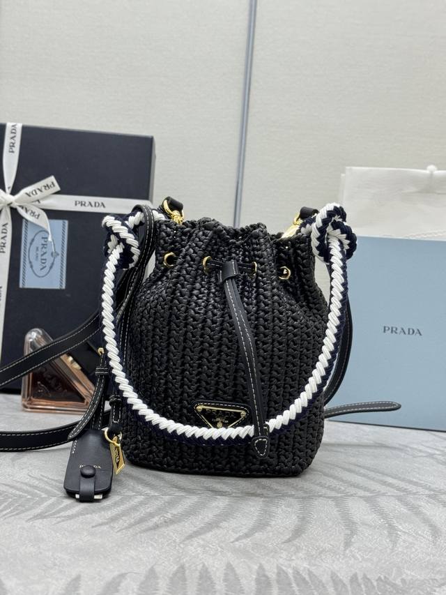 New straw bucket bag 1Be068 white and black cotton rope handle, awakening the st