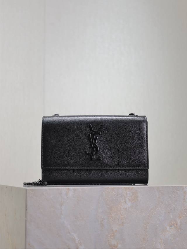 Black Caviar Black Buckle 20cm Kate 20cm counter's latest size, timeless style,