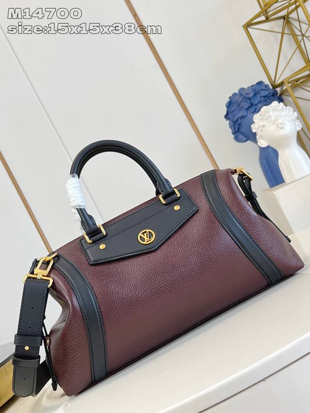 Top-quality original, original, and genuine M14700 dark brown. This Lv Biker med