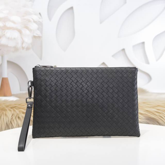 Bv - The latest men's clutch bag, original quality, made with premium waxed cowh