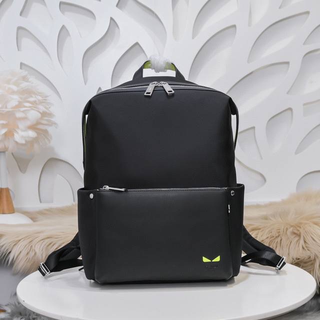 Fendi - Fendi's latest men's backpack official website uses imported calfskin an