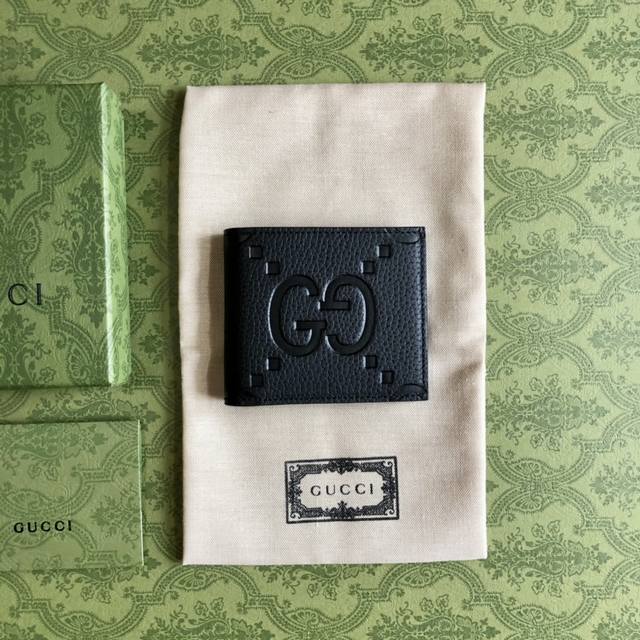 The all-black Super Double G design makes a dazzling return in the Pre-Fall coll