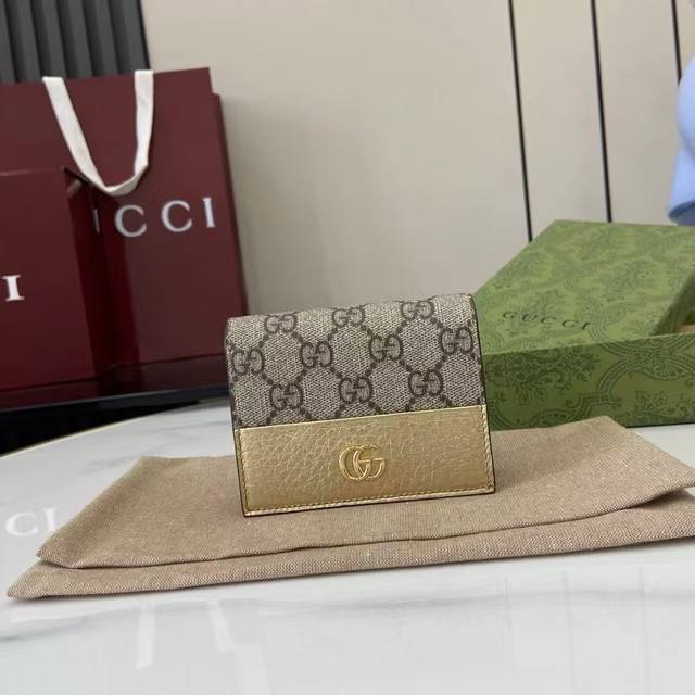 Did you snag this irresistible, premium bag? The Gg Marmont series, with its ele