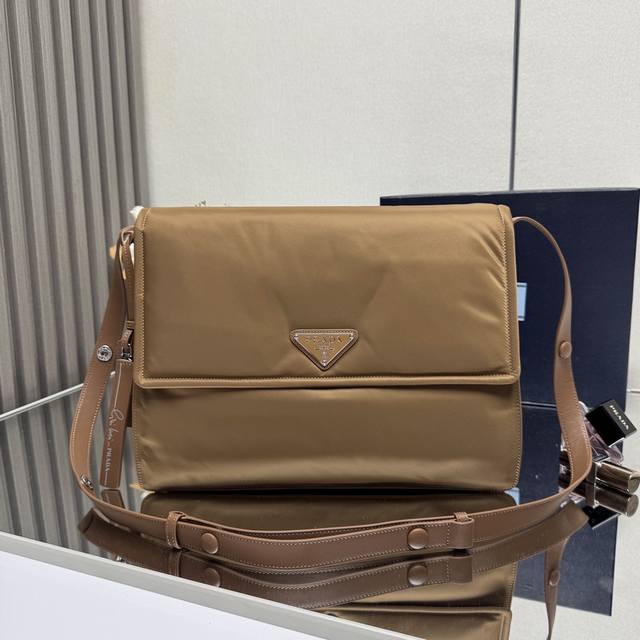 Premium original new product debuts in the Pradacini series, size 1Bd256. Super