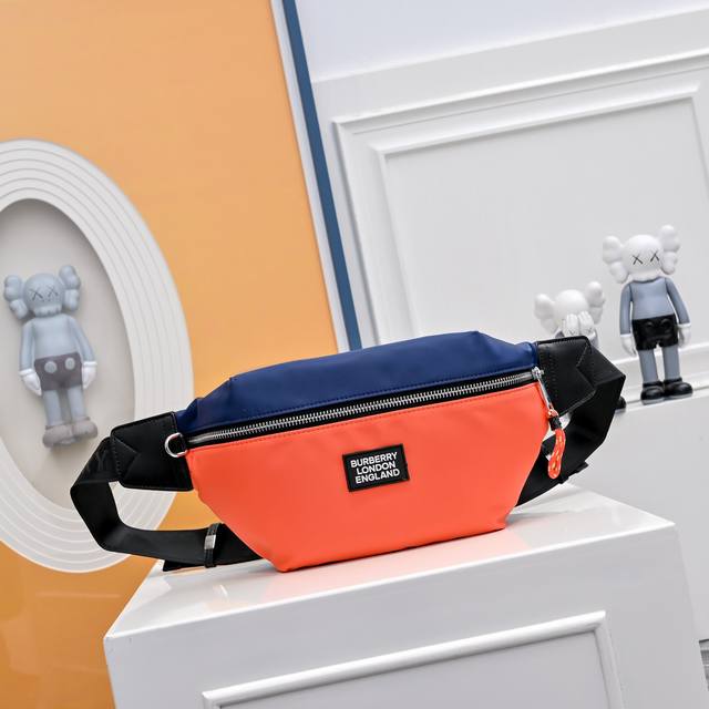 Original Burberry men's chest and waist bag. A perfect replica of the classic me