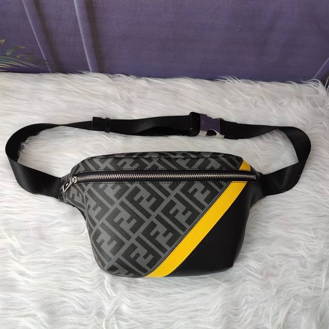 pattern. Size 46cm-18cm-9cm