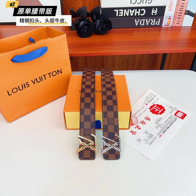 Louis L Donkey Home, width 4.0cm, topped with original, top-grain cowhide, and a