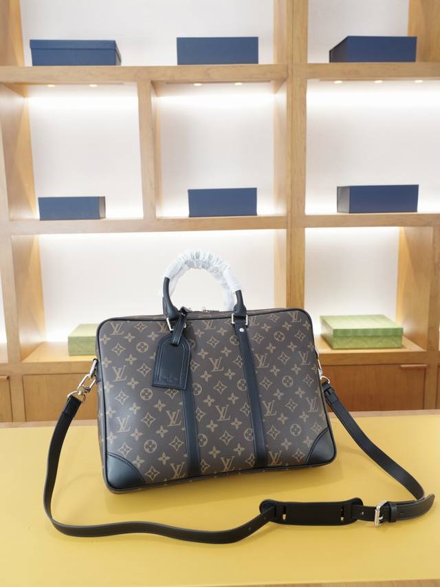 Lv Louis Vuitton official website synchronized high version hand-held crossbody