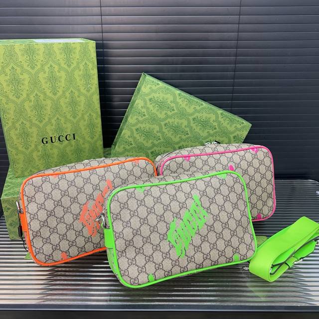 Gucci Gg shoulder crossbody camera bag classic and versatile, real shot, origina