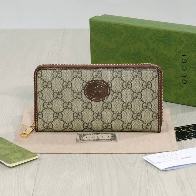 Color Black Brown Size 21X11 Gucci new single zipper clutch original cowhide wit