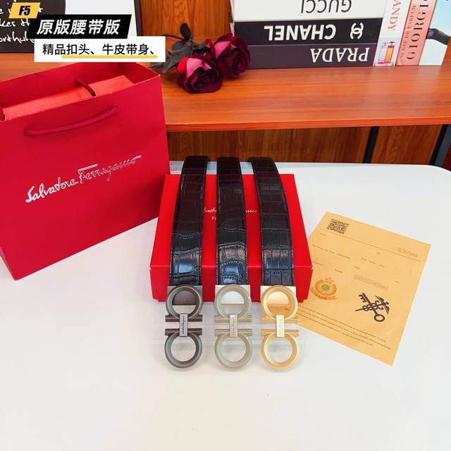 Original quality punched Brand: Fila F men's color: black Buckle: gold and silve