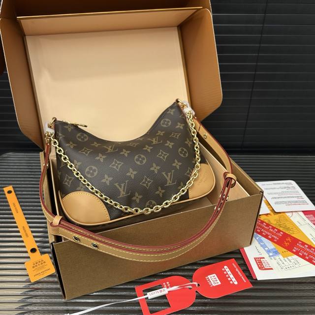 Louisvuitton LV Boulogne monogram croissant crossbody shoulder bag, real shot, o