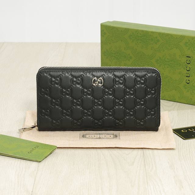 Color Black Size 20X10 Gucci single zipper clutch original top layer cowhide emb
