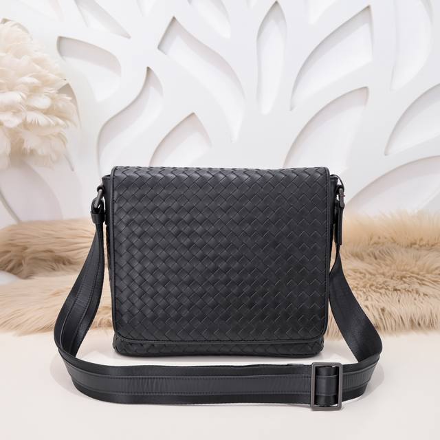 Bv - The latest men's crossbody bag, original quality, official website synchron