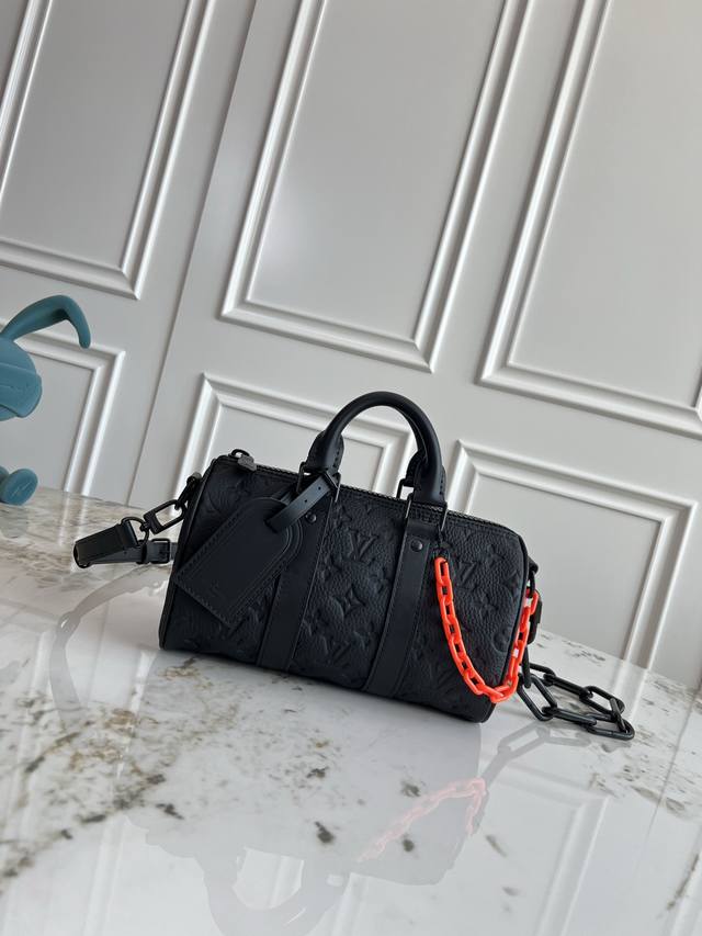 Premium Original Dynamic Chip Exclusive Photos M20900 Chain Black Embossed Keepa