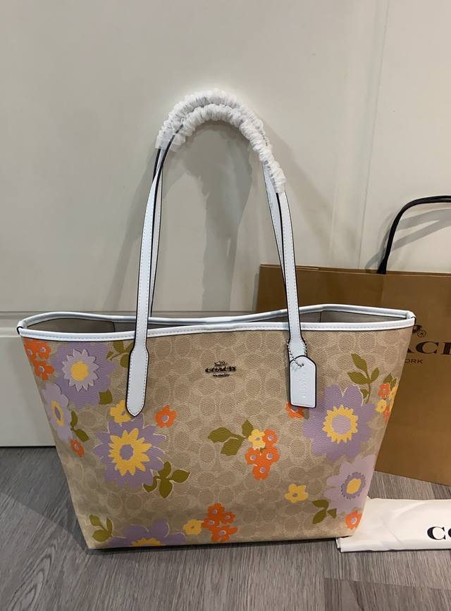 Coa*H City Cbg71 Tote watercolor flower print tote bag with fresh watercolor flo