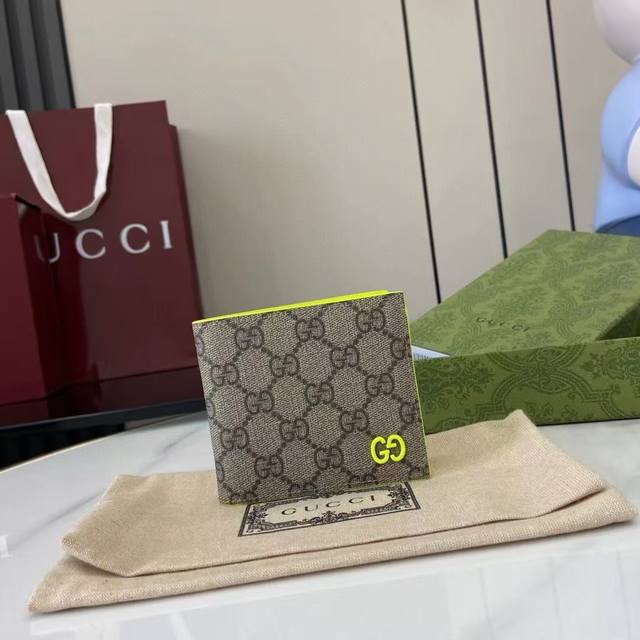 This premium bifold wallet is a masterpiece from the Pre-Fall 2025 collection. E