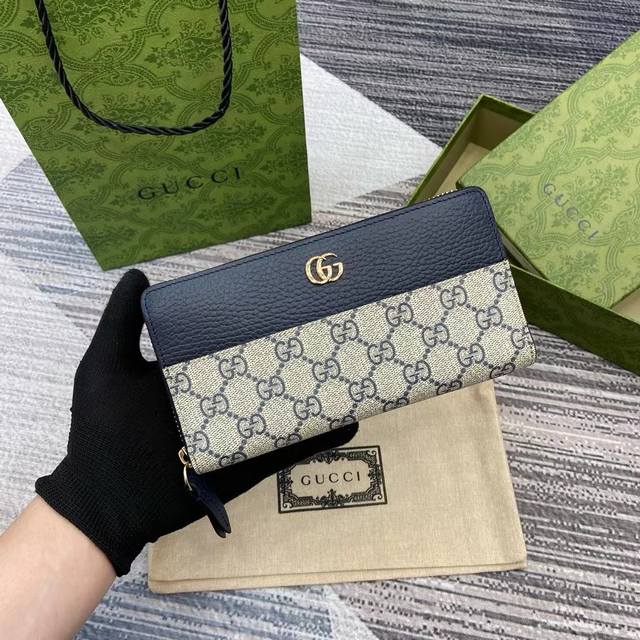 Premium Gucci new products utilize imported leather and imported thread. The new