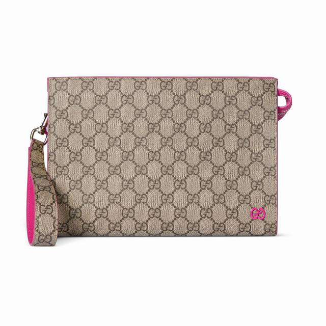 This premium clutch is a masterpiece from the Pre-Fall 2025 collection. Crafted