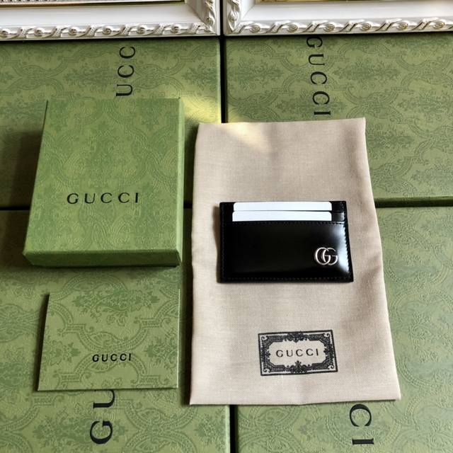Premium Edition, Original Leather with Green Box Packaging. Made by G-brand, wit