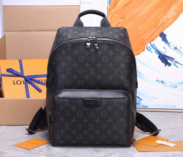 Premium Original ~ M43186 Casual yet sophisticated, this Apollo backpack, crafte