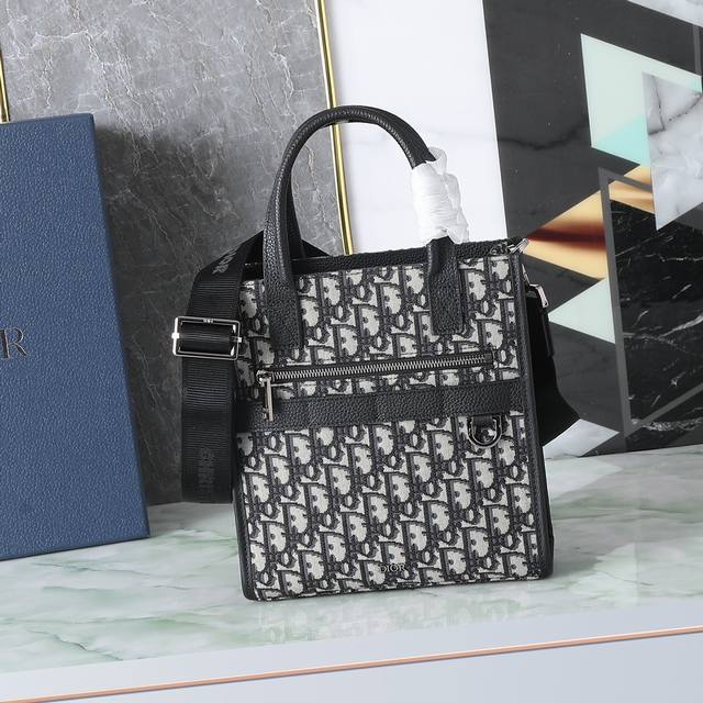 Premium Original Diorsafari North-South Small Handbag. This new addition to the