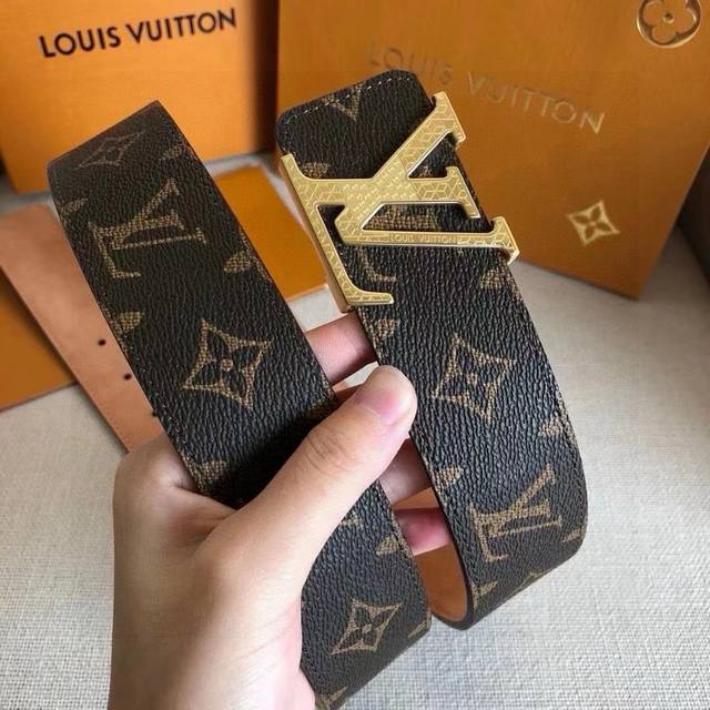 Louis Vuitton LV Initiales imported canvas monogram belt, 40mm wide, lined with