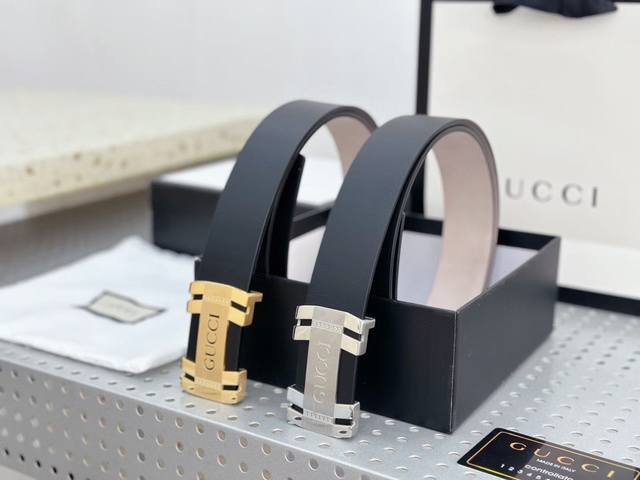 Fully packaged Gucci 5-inch belt. Material: Custom-made double-sided plain cowhi