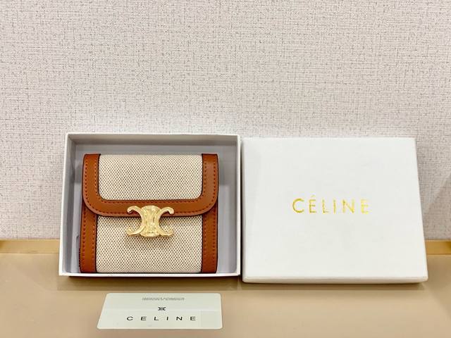 Celine 66885 Color White Size 11*10*5 Celine short wallet is a very beautiful se