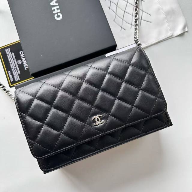 Color: Black Sheep Silver Size: 20X13Woc classic fortune bag sheepskin, can be w