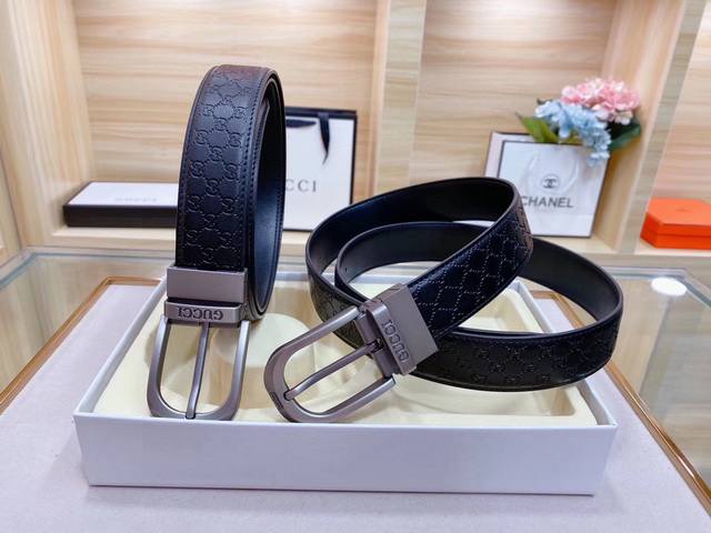 Gucci's new Interlocking G buckle is deeply influenced by the brand's iconic 197