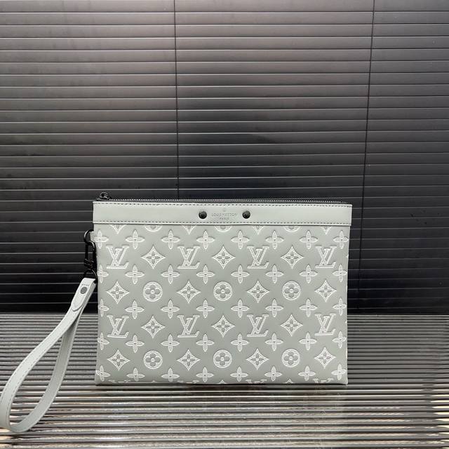 Louisvuitton Pochette To-Go black monogram handbag, envelope clutch, classic and